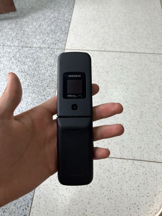 Verizon 4  nomeri bor Zalatoy