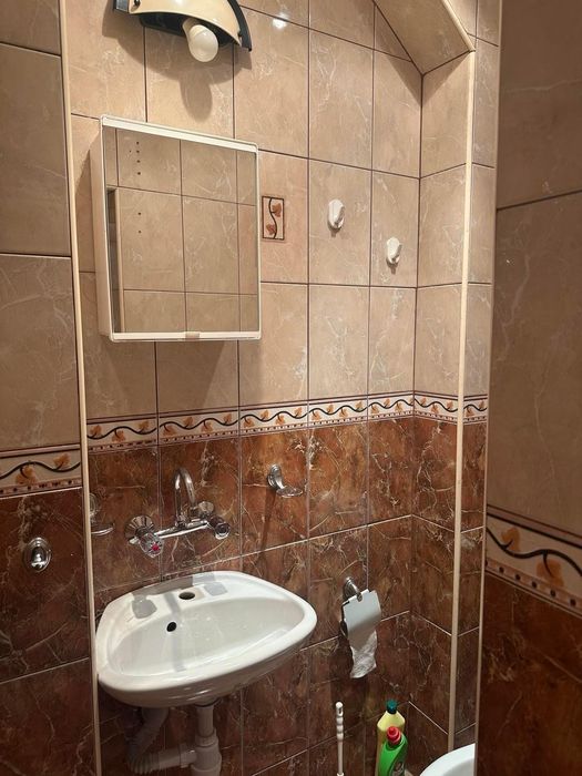 Дава се под наем Двустаен апартамент в Варна, Център - 50 кв.м за 331.5 € - Снимка #4