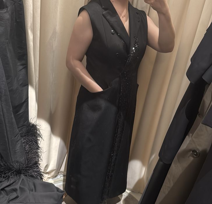 Продам платье malli