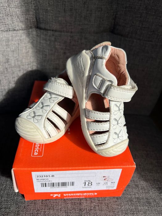 Biomecanics сандали