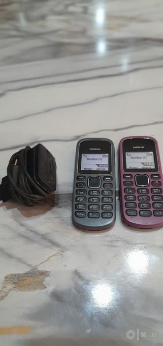 Telefon Nokia 12 80 sotiladi
