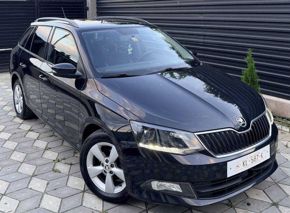Skoda Fabia Combi 1.2 Benzină - 2017 - ACC Distronic - Recent adusă