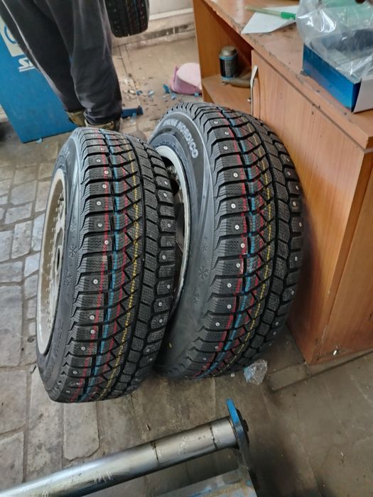 Продам Ауди 90 1.8