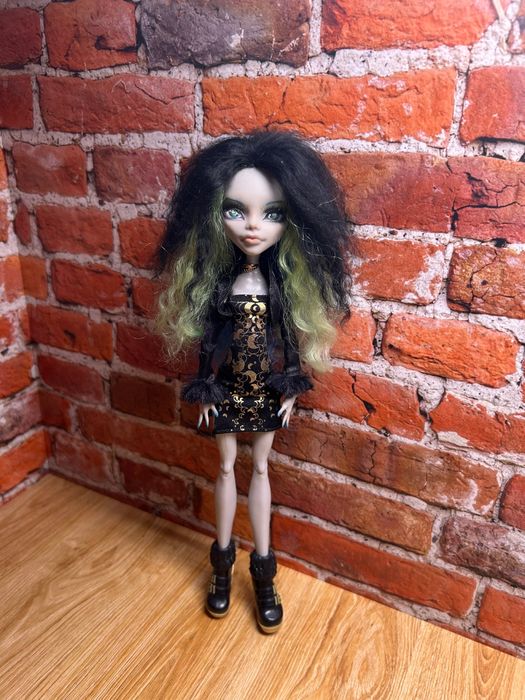 Монстр Хай monster high
