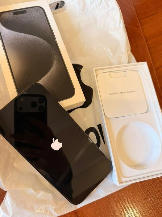 Продам iPhone 15 Pro Max