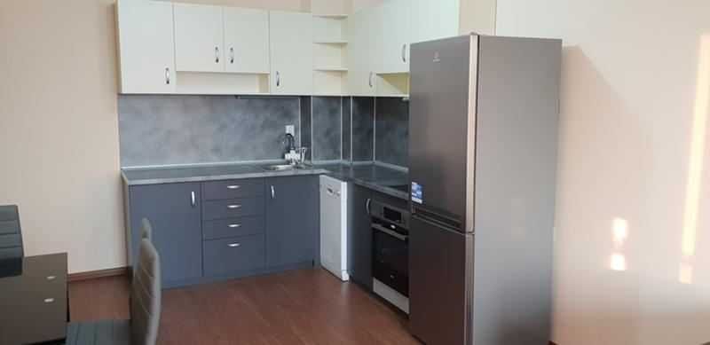 Дава се под наем Тристаен апартамент в София, Гео Милев - 106 кв.м за 535.5 € - Снимка #2