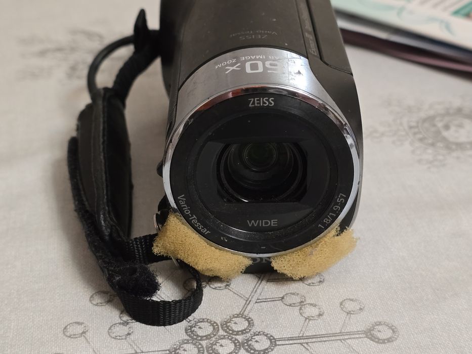 Видеокамера Sony HDR-CX405