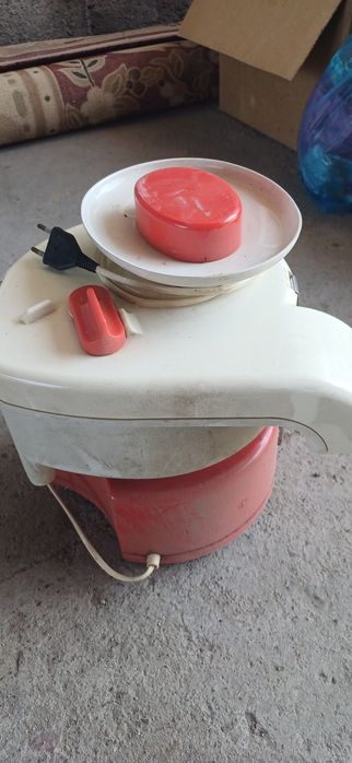 Продам соковыжималку