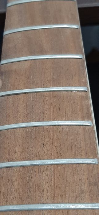 Gât bass chitară