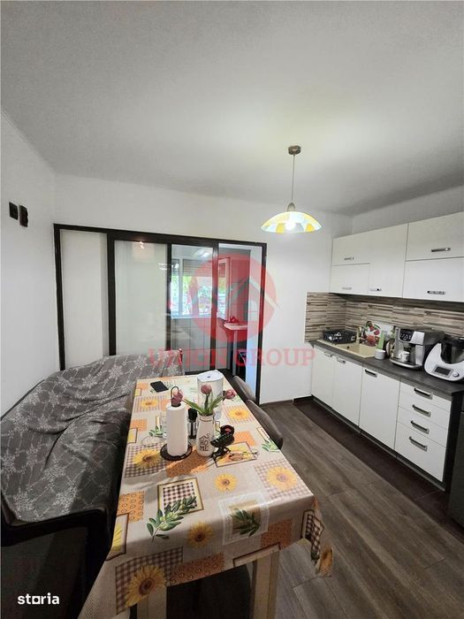 Apartament 3 Camere, Spatios, Parter, Zona Far
