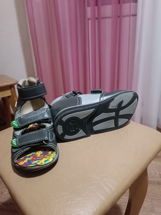 Ортопедические сандали