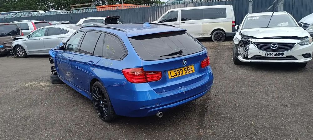 Dezmembrari / Dezmembrez BMW Seria 3 Touring (F31) 2.0 N47D20 cutie viteze automata cod culoare ESTORILBLAU 2 METALLIC (B45).