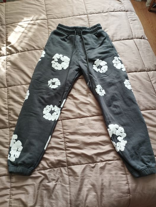 Продавам сив Denim tears