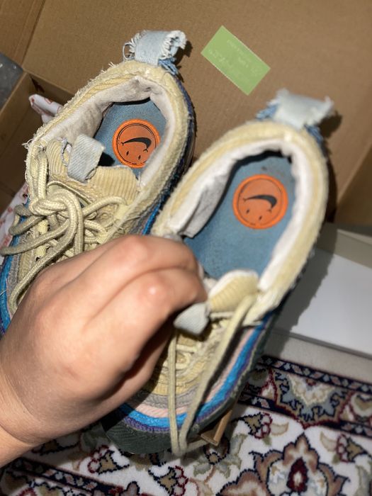 Продам кроссовки найки 97