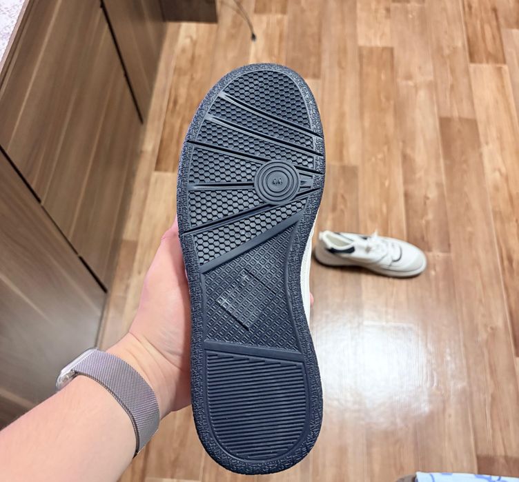 Кросовки, спортивная обувь