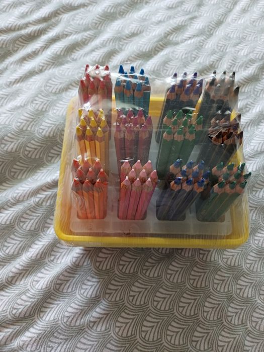 Set creioane colorate 12 × 9  Giotto