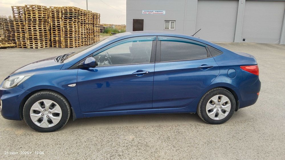 Продам Hyundai accent 2011 г.