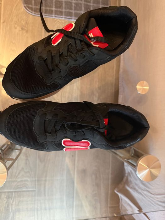 Маратонки на FILA