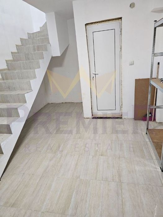 Магазин в Варна-Трошево площ 40 цена 300