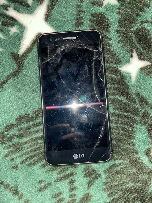 Telefon lg pentru piese