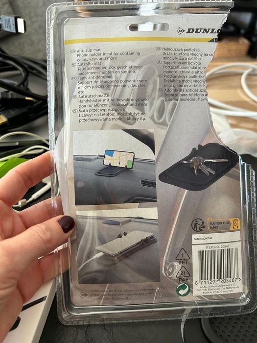 Поставка за телефон за кола Dunlop нова