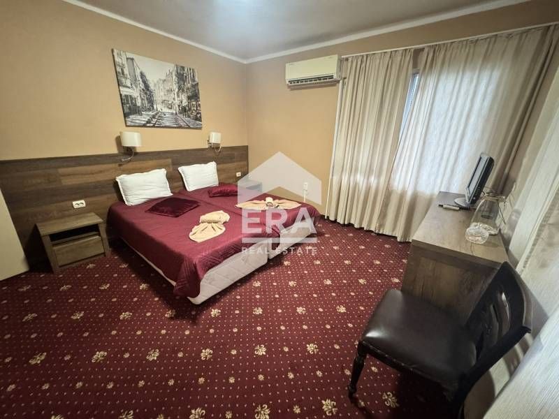 Ексклузивно! Четиристаен апартамент за продажба на ул."Княз Батенберг"