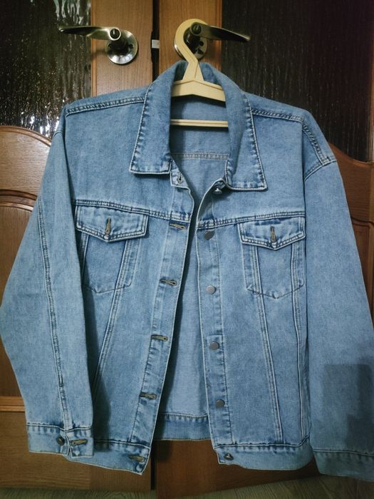 Продам новую джинсовку, куртку