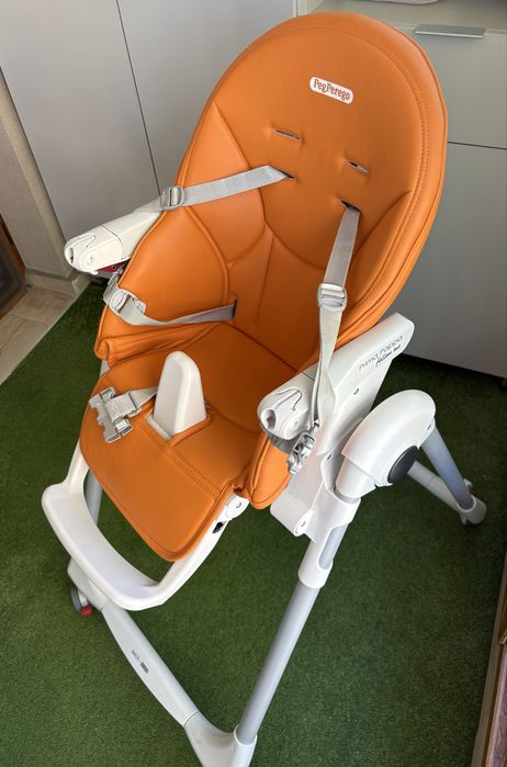 Стол за хранене Peg perego
