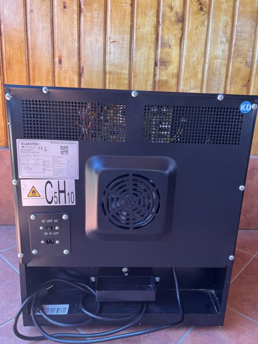 Frigider Klarstein 38L/ 12v, 220v/Nou