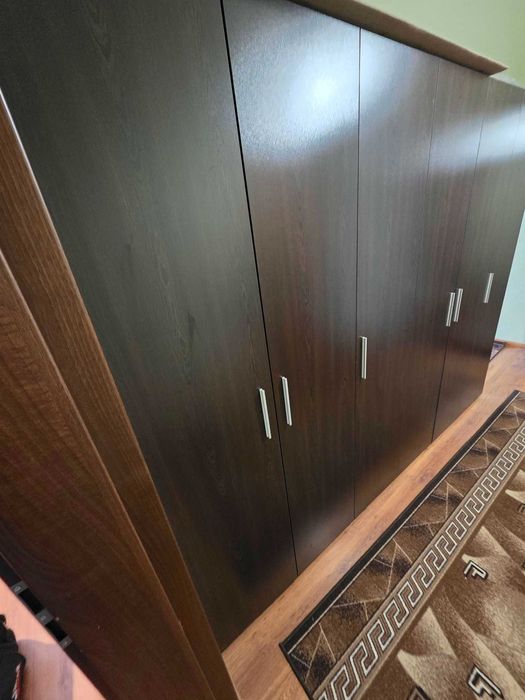 Продава 2-стаен апартамент, кв.Изток, гр.Перник-преустроен в 3-стаен