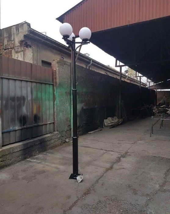 Stalpi pentru parcări și spati verzi ,stand pentru bicicletisti