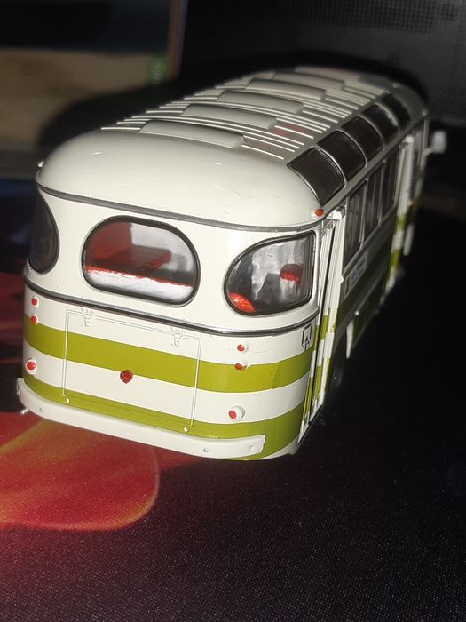 Кллекционная модель автобуса