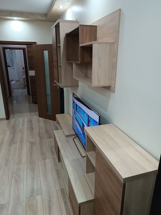 Холна секция по поръчка