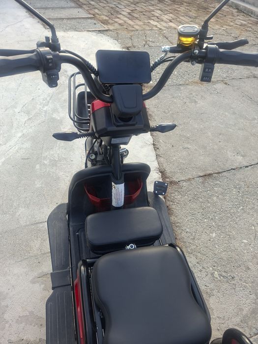 Triciclu/Scuter/carucior electric pentru varstnici