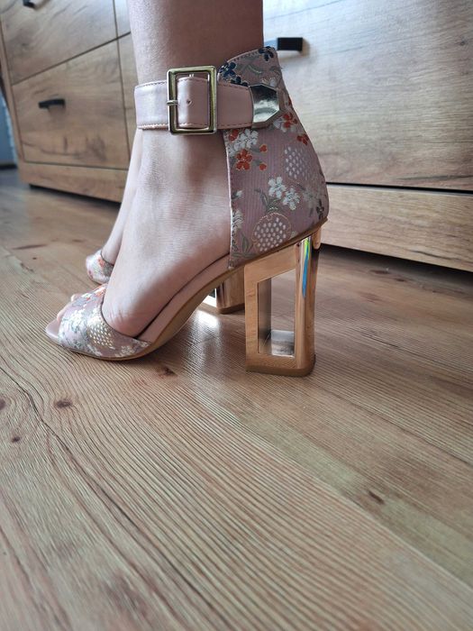 Сандали Sergio tozzi