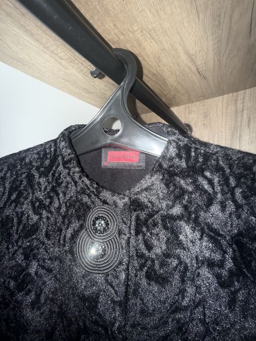 Пальто осенний черный