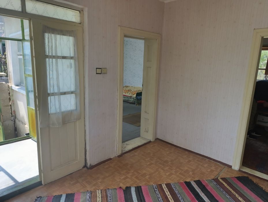 Къща село Кипра обл. Девня