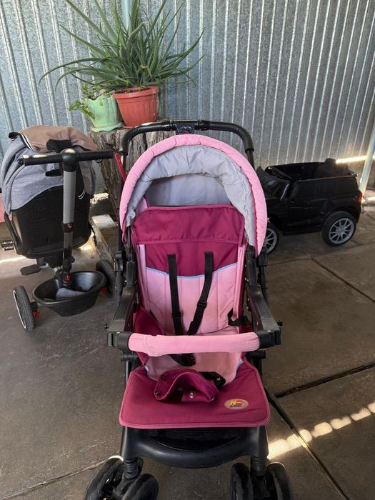 Коляска в отличном состоянии