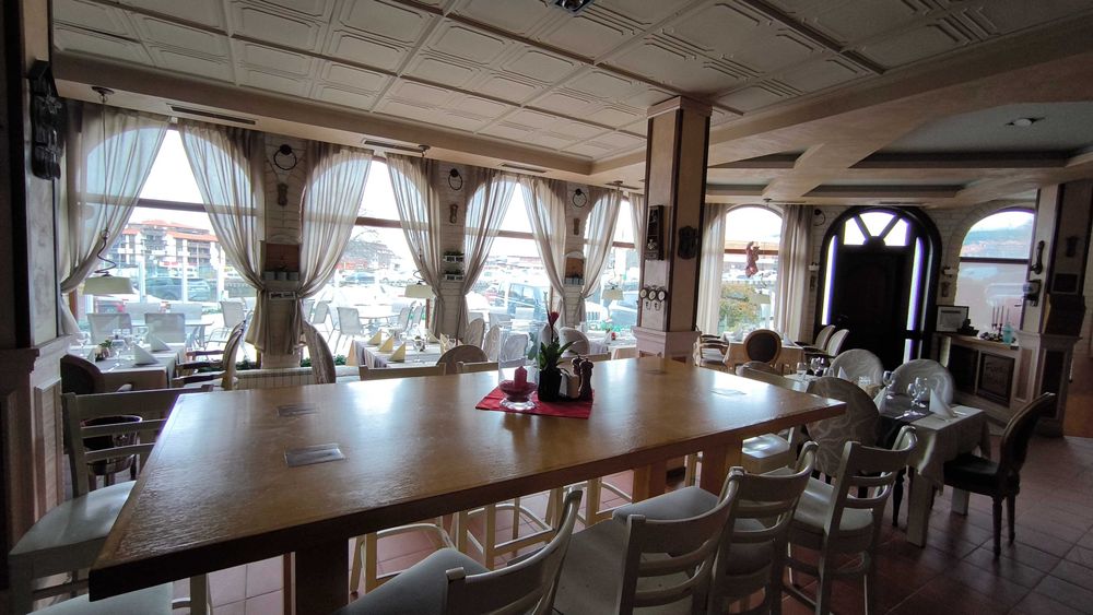 Дава се под наем Заведение в Банско - 500 кв.м за 25500 € - Снимка #3