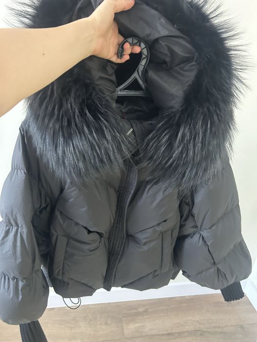 Продам женский пуховик