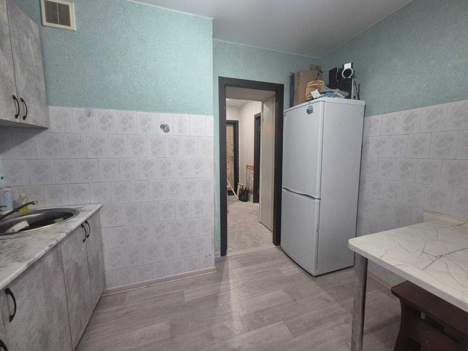 Продам  1 комн кв в 20 МКР