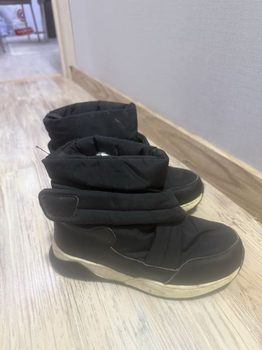 Продам обувь для девочки