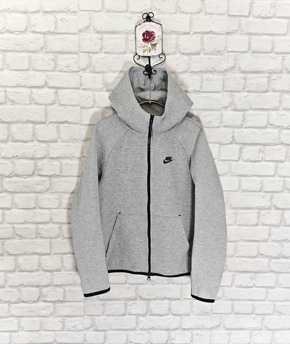 NIKE Tech Fleece Оригинален  мъжки суичър размер S