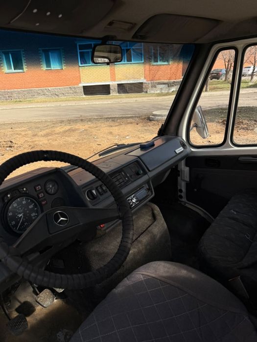 Мерседес 410эвакуатор