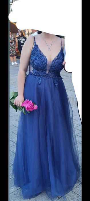 Бална рокля носена само веднъж