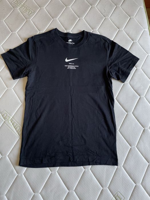 Nike(тениски и къси панталонки)