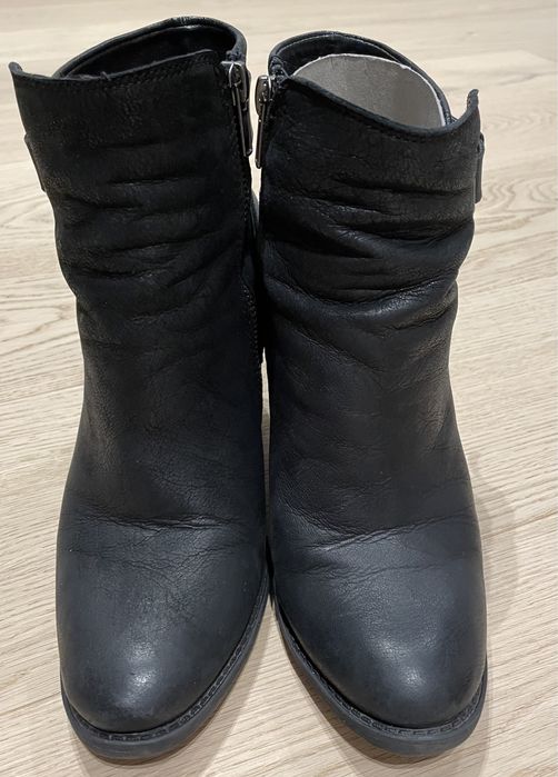 Ghete dama din piele Aldo