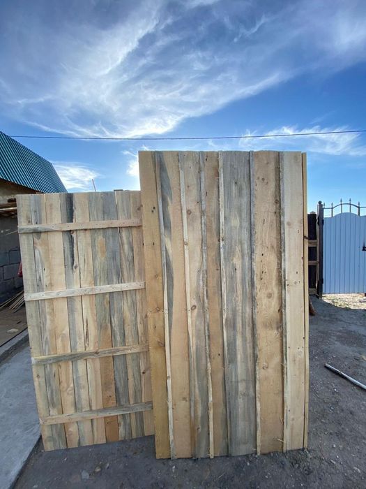 Продам деревянный туалет и душ