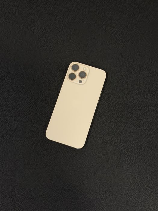 Перфектен iPhone 16 PRO MAX - 100% батерия