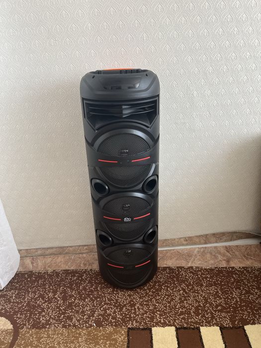 Продам блютуз колонку б/у